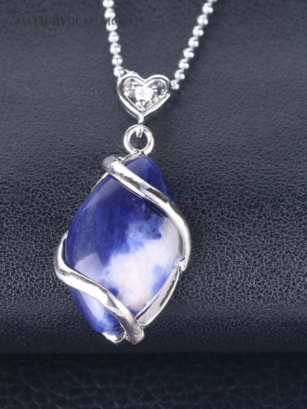 Water drop necklace