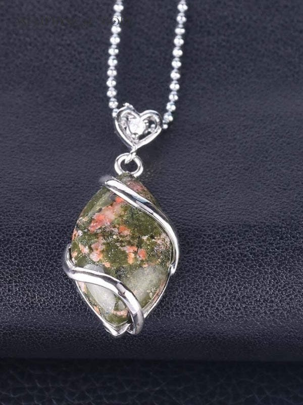 Water drop necklace