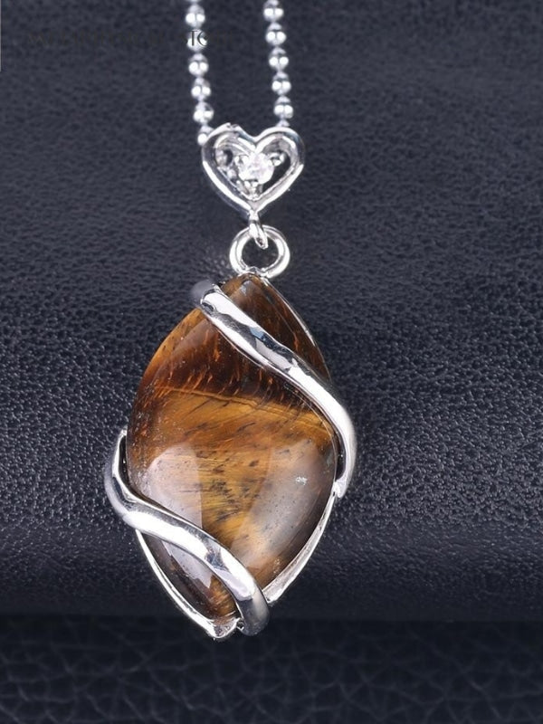 Water drop necklace