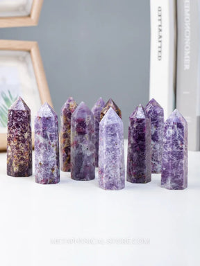 Purple Tourmaline Tower - Tourmaline / 7cm