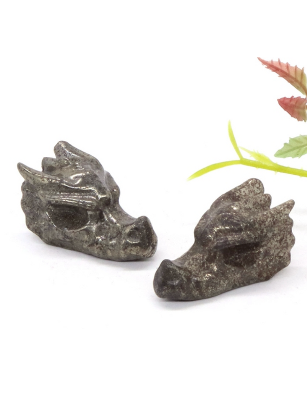Têtes de dragon en cristal