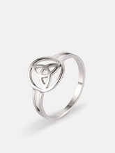 Celtic knot ring