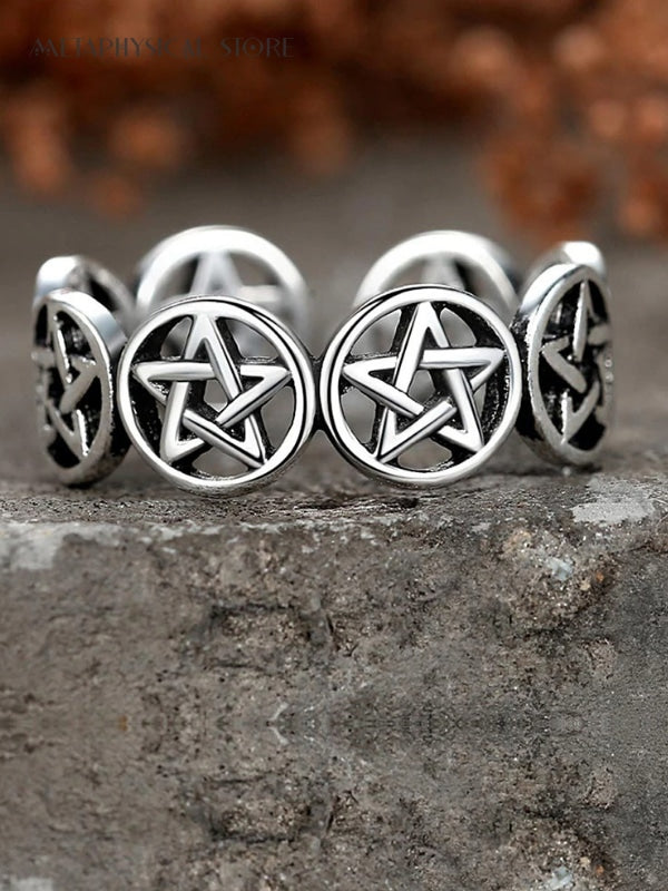 Pentacle ring
